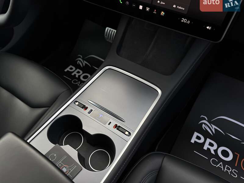 Внедорожник / Кроссовер Tesla Model Y 2023 в Киеве