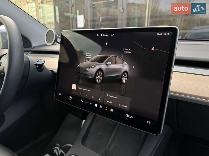 Внедорожник / Кроссовер Tesla Model Y 2023 в Киеве