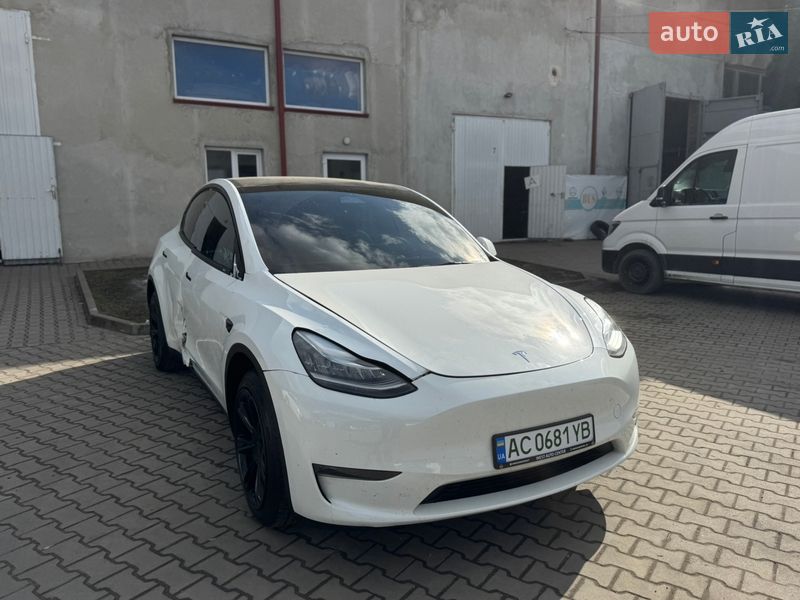 Внедорожник / Кроссовер Tesla Model Y 2022 в Луцке