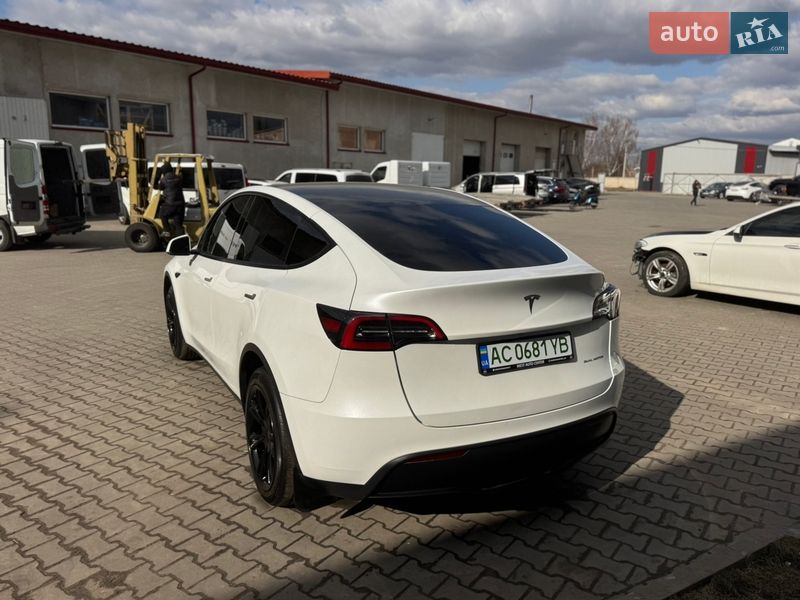 Внедорожник / Кроссовер Tesla Model Y 2022 в Луцке