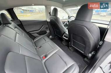 Внедорожник / Кроссовер Tesla Model Y 2023 в Киеве