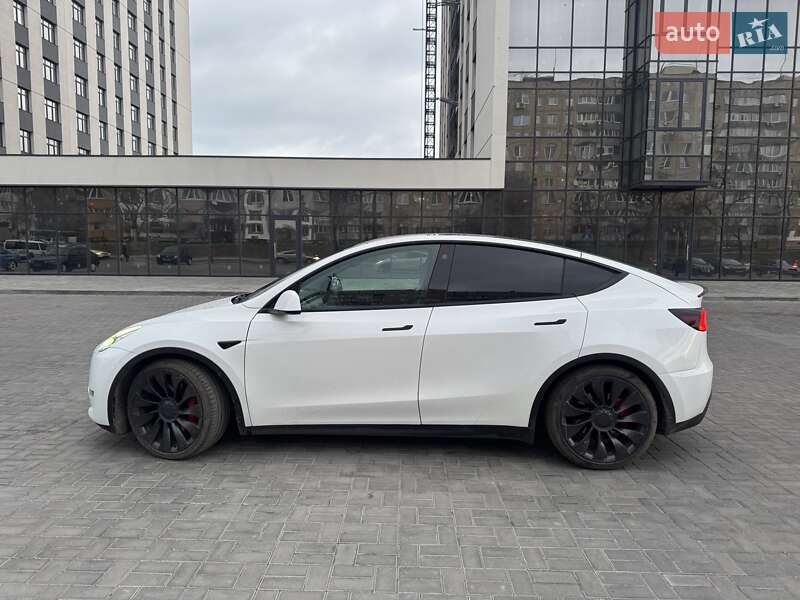 Внедорожник / Кроссовер Tesla Model Y 2021 в Днепре