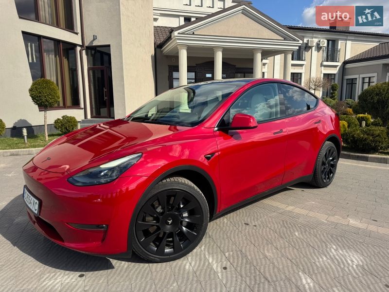 Внедорожник / Кроссовер Tesla Model Y 2023 в Стрые