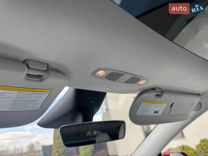 Внедорожник / Кроссовер Tesla Model Y 2023 в Стрые