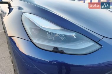 Внедорожник / Кроссовер Tesla Model Y 2021 в Львове