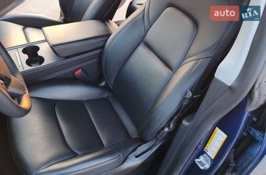 Внедорожник / Кроссовер Tesla Model Y 2021 в Львове