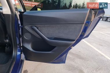 Внедорожник / Кроссовер Tesla Model Y 2021 в Львове