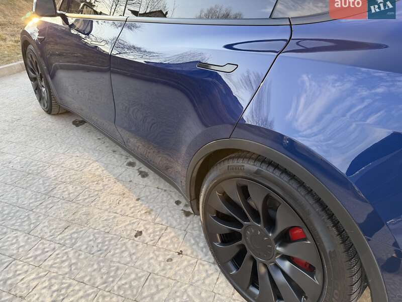 Внедорожник / Кроссовер Tesla Model Y 2021 в Львове фото 36 Внедорожник / Кроссовер Tesla Model Y 2021 в Львове