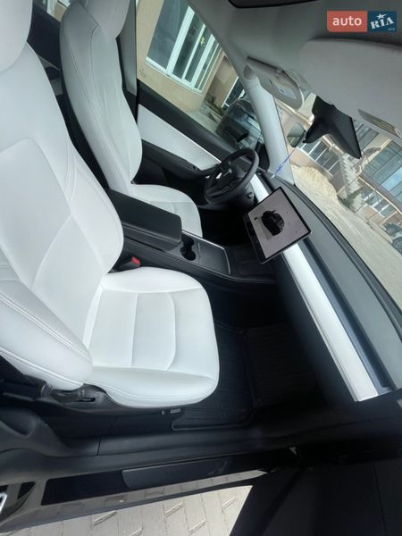 Внедорожник / Кроссовер Tesla Model Y 2022 в Тернополе фото 35 Внедорожник / Кроссовер Tesla Model Y 2022 в Тернополе