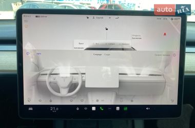 Внедорожник / Кроссовер Tesla Model Y 2023 в Киеве