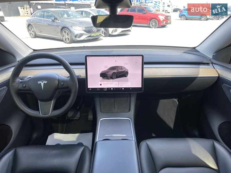 Внедорожник / Кроссовер Tesla Model Y 2023 в Киеве