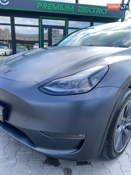 Внедорожник / Кроссовер Tesla Model Y 2023 в Киеве