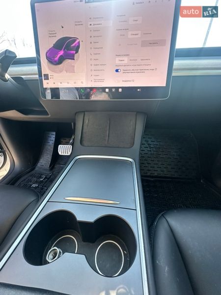 Внедорожник / Кроссовер Tesla Model Y 2022 в Житомире