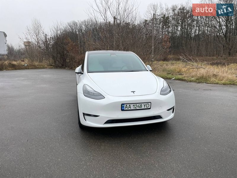 Внедорожник / Кроссовер Tesla Model Y 2022 в Киеве