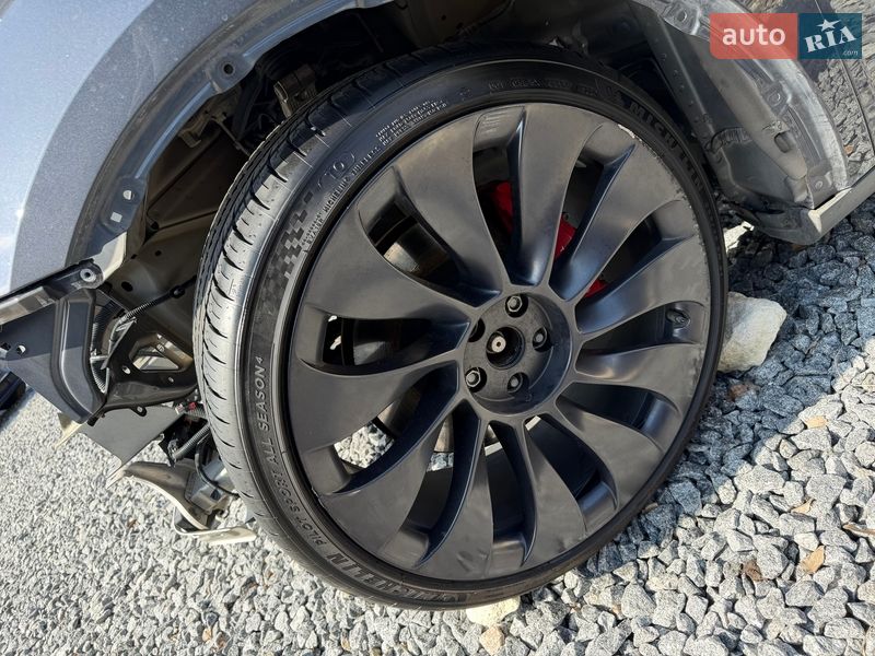 Позашляховик / Кросовер Tesla Model Y 2022 в Дрогобичі