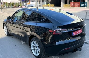 Внедорожник / Кроссовер Tesla Model Y 2023 в Киеве