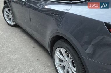Внедорожник / Кроссовер Tesla Model Y 2022 в Киеве