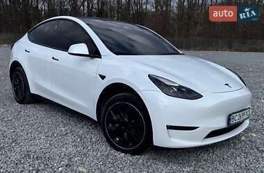 Внедорожник / Кроссовер Tesla Model Y 2023 в Львове