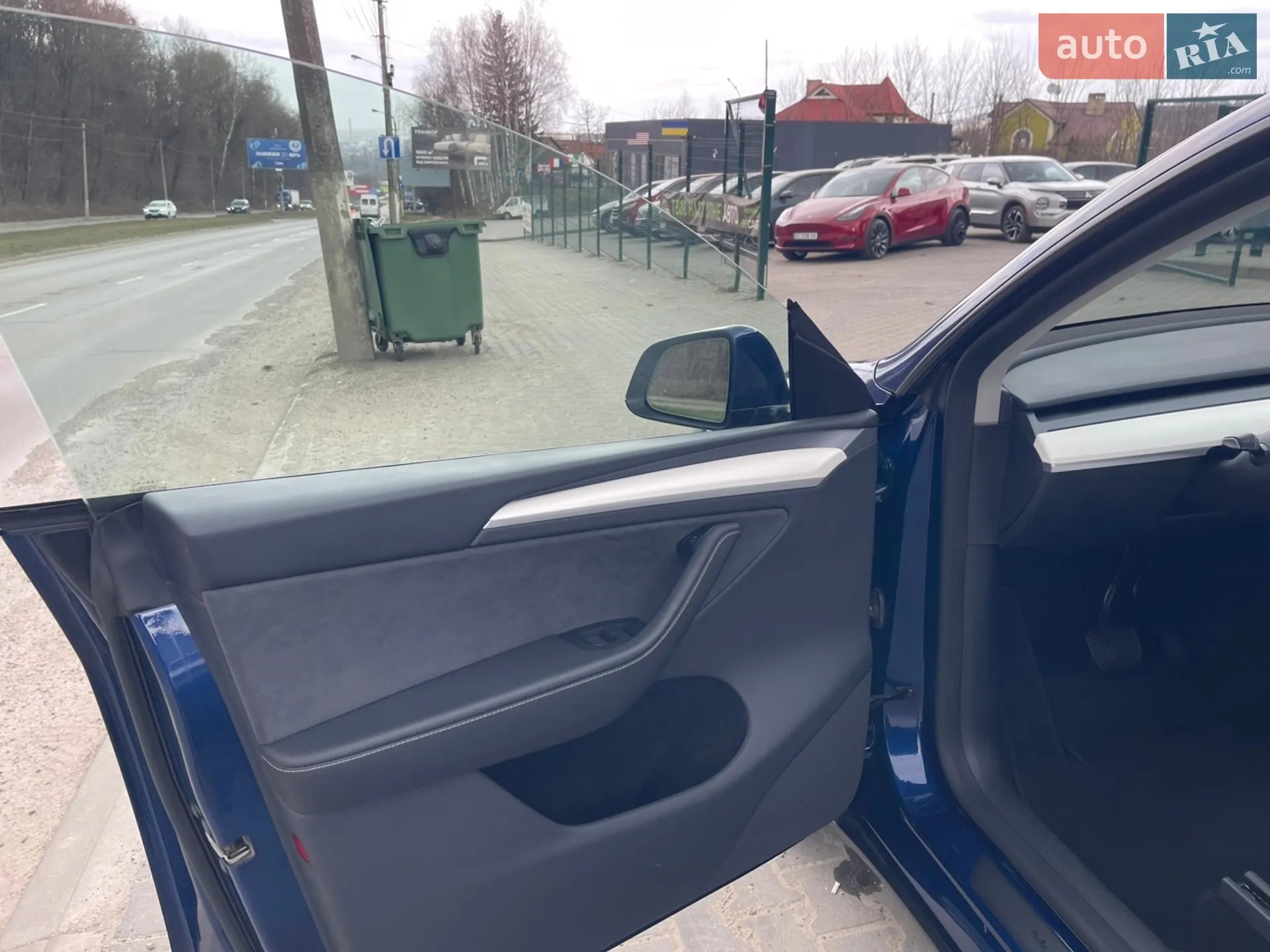 2024 Tesla Model Y - мініатюра 14