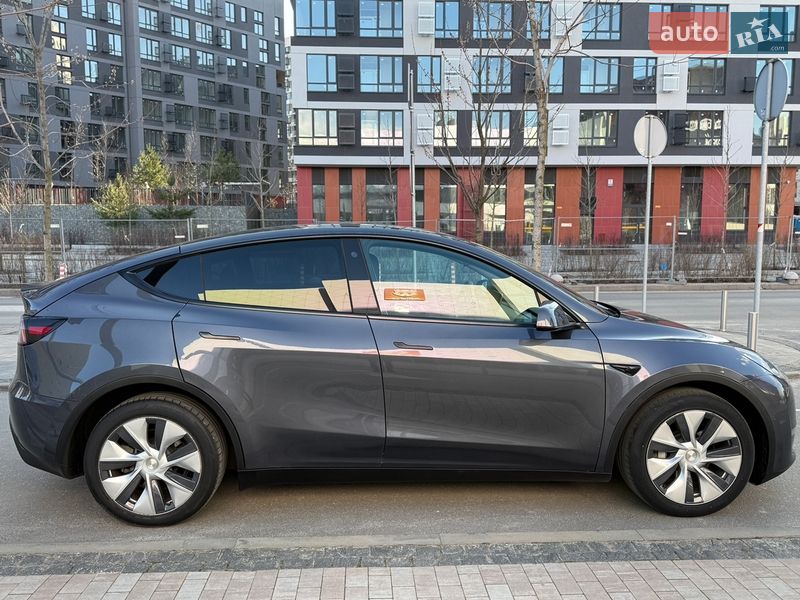 Внедорожник / Кроссовер Tesla Model Y 2022 в Киеве фото 7 Внедорожник / Кроссовер Tesla Model Y 2022 в Киеве