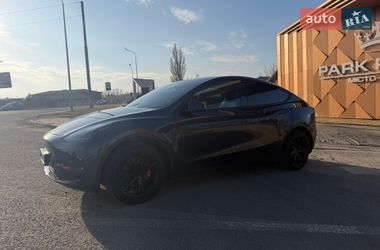 Позашляховик / Кросовер Tesla Model Y 2024 в Бучі