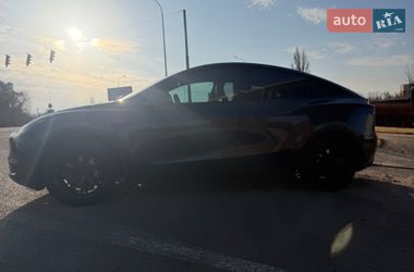 Внедорожник / Кроссовер Tesla Model Y 2024 в Буче