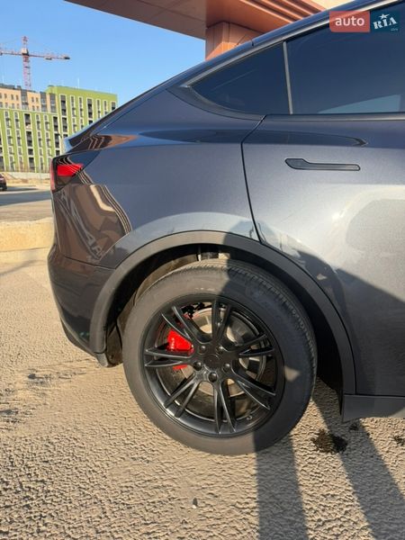 Внедорожник / Кроссовер Tesla Model Y 2024 в Буче