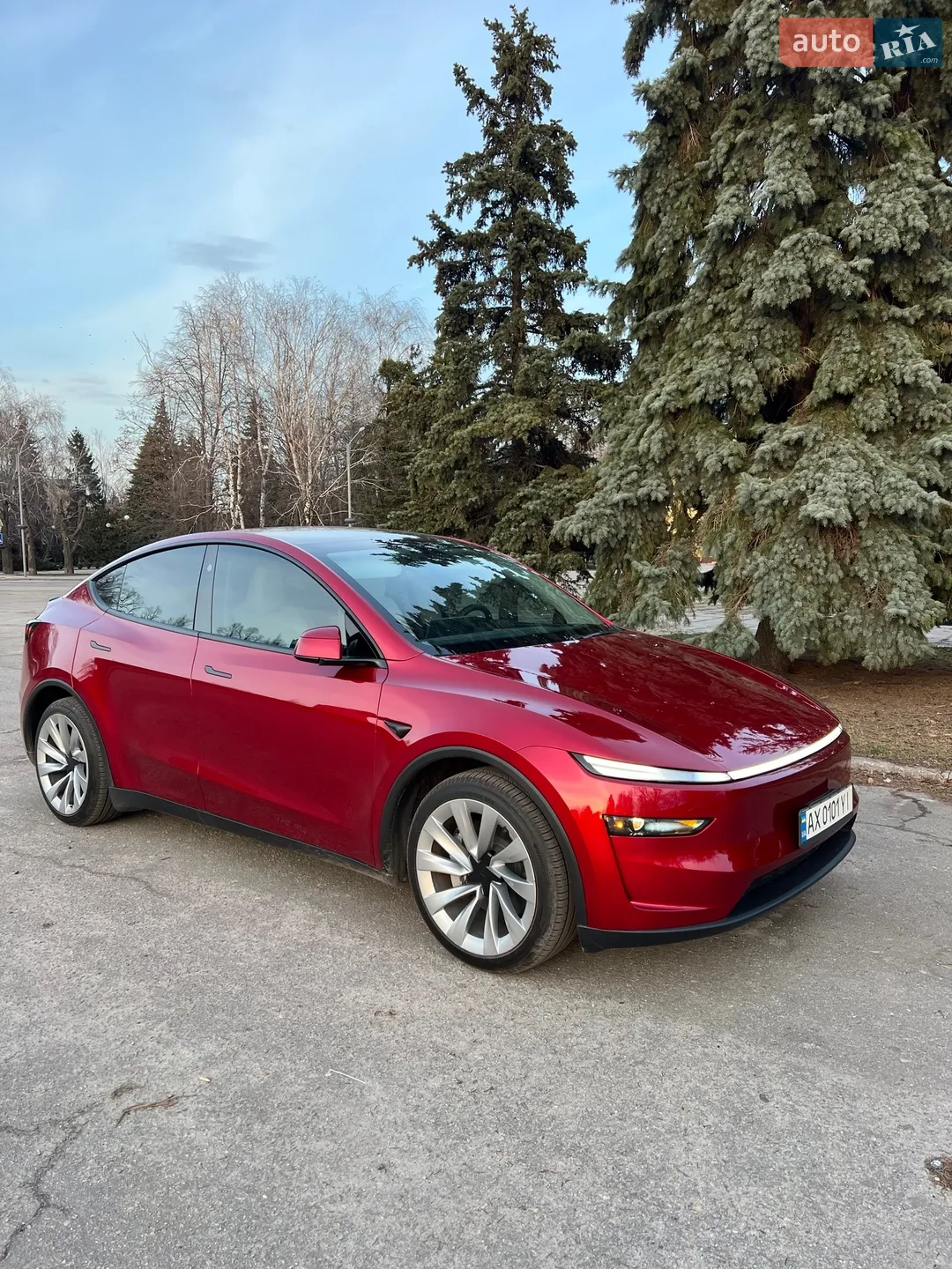 2025 Tesla Model Y - мініатюра 13