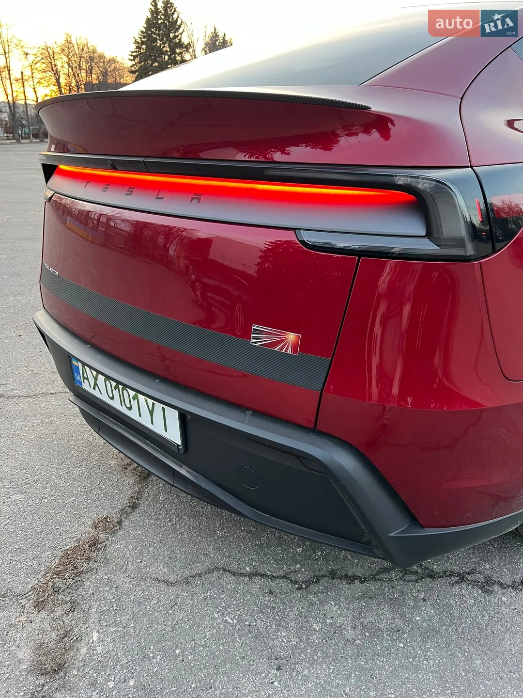 2025 Tesla Model Y - мініатюра 17