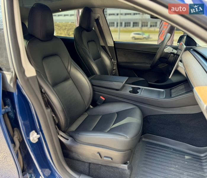 Внедорожник / Кроссовер Tesla Model Y 2021 в Харькове