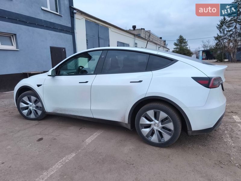 Внедорожник / Кроссовер Tesla Model Y 2023 в Кривом Роге фото 2 Внедорожник / Кроссовер Tesla Model Y 2023 в Кривом Роге