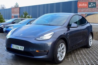 Позашляховик / Кросовер Tesla Model Y 2022 в Хмельницькому