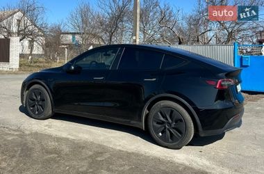 Внедорожник / Кроссовер Tesla Model Y 2023 в Киеве