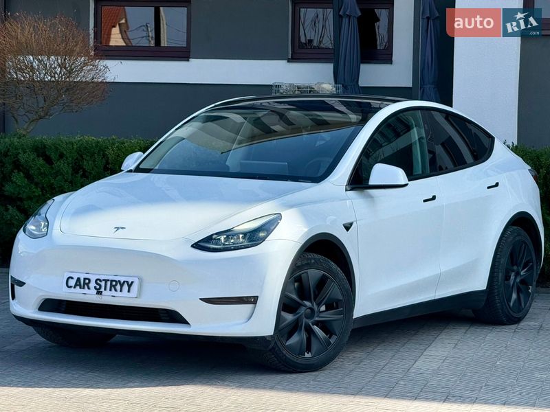 Внедорожник / Кроссовер Tesla Model Y 2024 в Стрые