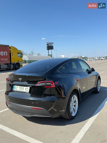 Позашляховик / Кросовер Tesla Model Y 2024 в Львові
