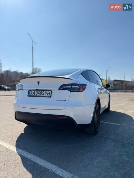 Позашляховик / Кросовер Tesla Model Y 2022 в Києві фото 8 Позашляховик / Кросовер Tesla Model Y 2022 в Києві