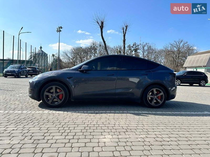 Позашляховик / Кросовер Tesla Model Y 2023 в Вінниці