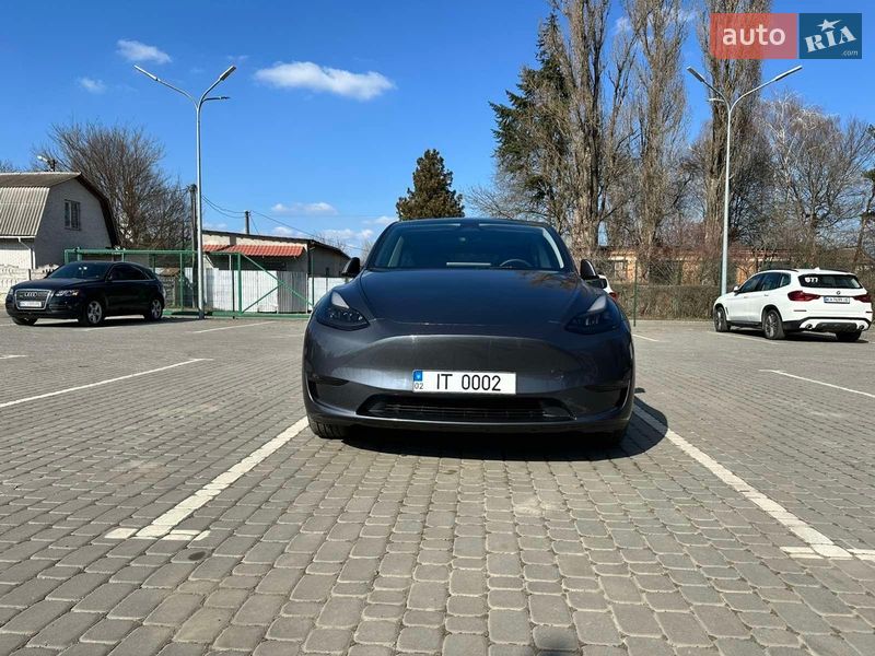 Позашляховик / Кросовер Tesla Model Y 2023 в Вінниці