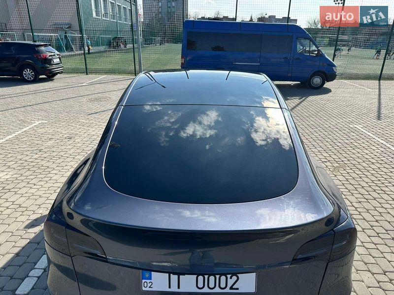Позашляховик / Кросовер Tesla Model Y 2023 в Вінниці