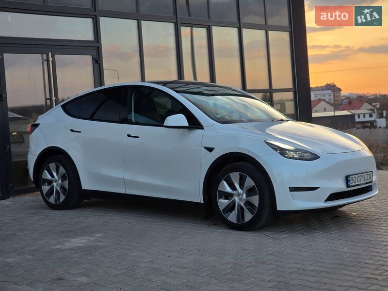 Tesla Model Y 2022 Tesla Model Y 2022