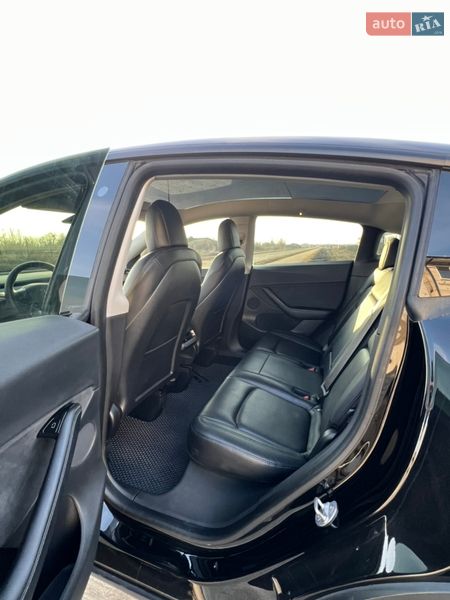 Позашляховик / Кросовер Tesla Model Y 2021 в Вінниці фото 12 Позашляховик / Кросовер Tesla Model Y 2021 в Вінниці