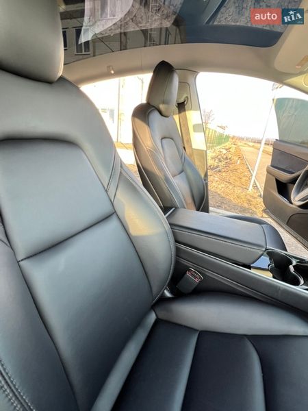 Позашляховик / Кросовер Tesla Model Y 2021 в Вінниці фото 16 Позашляховик / Кросовер Tesla Model Y 2021 в Вінниці