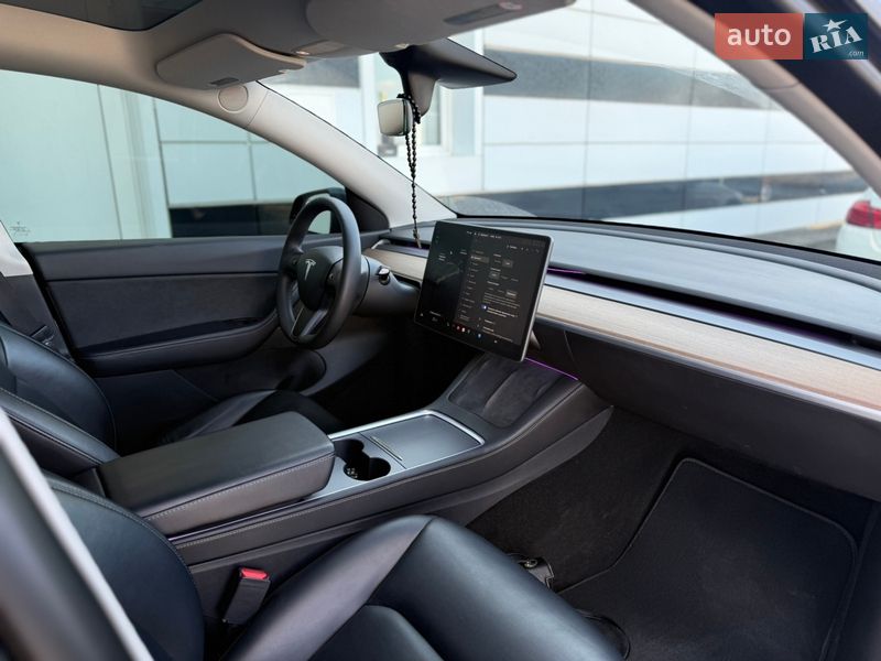 Внедорожник / Кроссовер Tesla Model Y 2021 в Львове фото 13 Внедорожник / Кроссовер Tesla Model Y 2021 в Львове