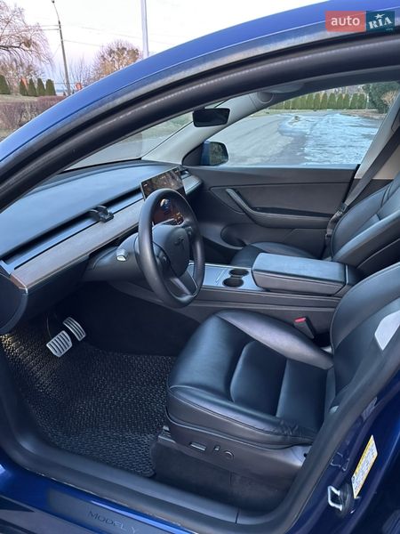 Внедорожник / Кроссовер Tesla Model Y 2022 в Киеве