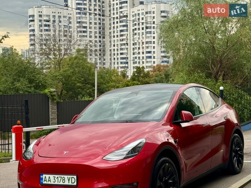 Tesla Model Y 2023 Tesla Model Y 2023