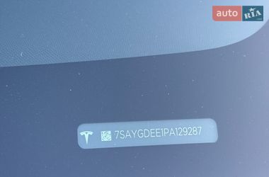 Позашляховик / Кросовер Tesla Model Y 2023 в Києві