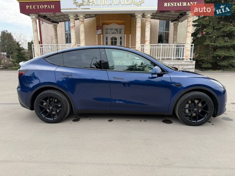Внедорожник / Кроссовер Tesla Model Y 2023 в Тернополе фото 4 Внедорожник / Кроссовер Tesla Model Y 2023 в Тернополе