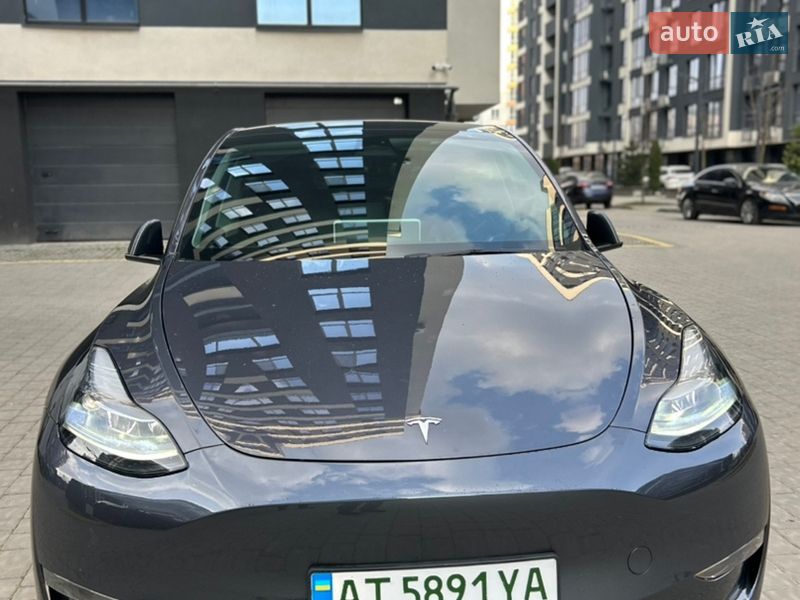Внедорожник / Кроссовер Tesla Model Y 2022 в Ивано-Франковске
