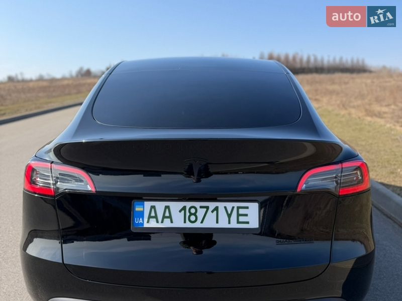 Позашляховик / Кросовер Tesla Model Y 2024 в Києві фото 8 Позашляховик / Кросовер Tesla Model Y 2024 в Києві