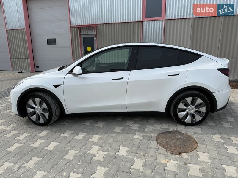 Позашляховик / Кросовер Tesla Model Y 2022 в Львові фото 2 Позашляховик / Кросовер Tesla Model Y 2022 в Львові